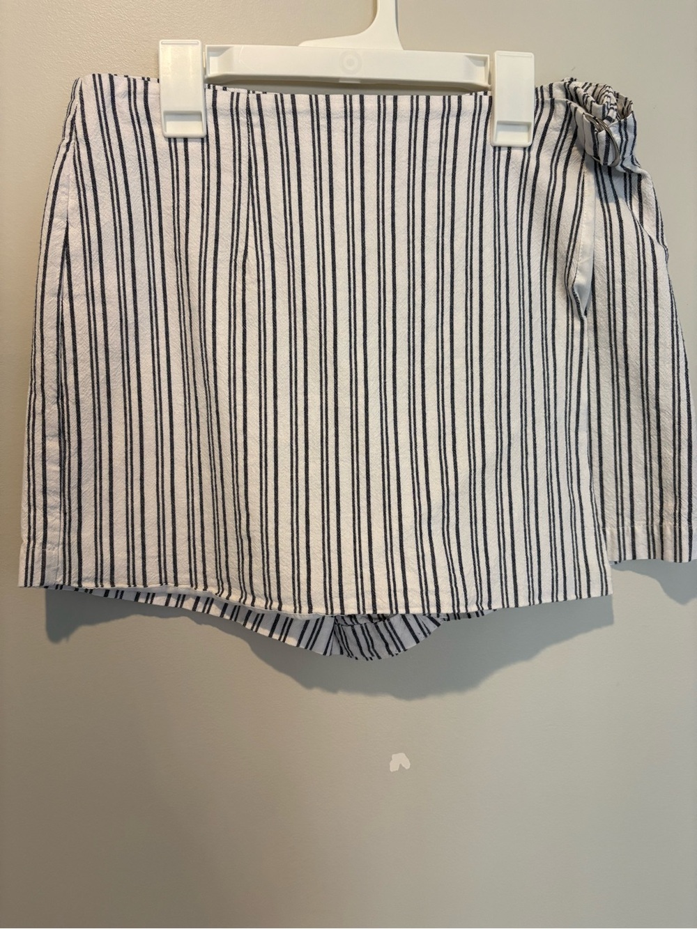 Forever 21 White and Navy Vertical Stripe Skort